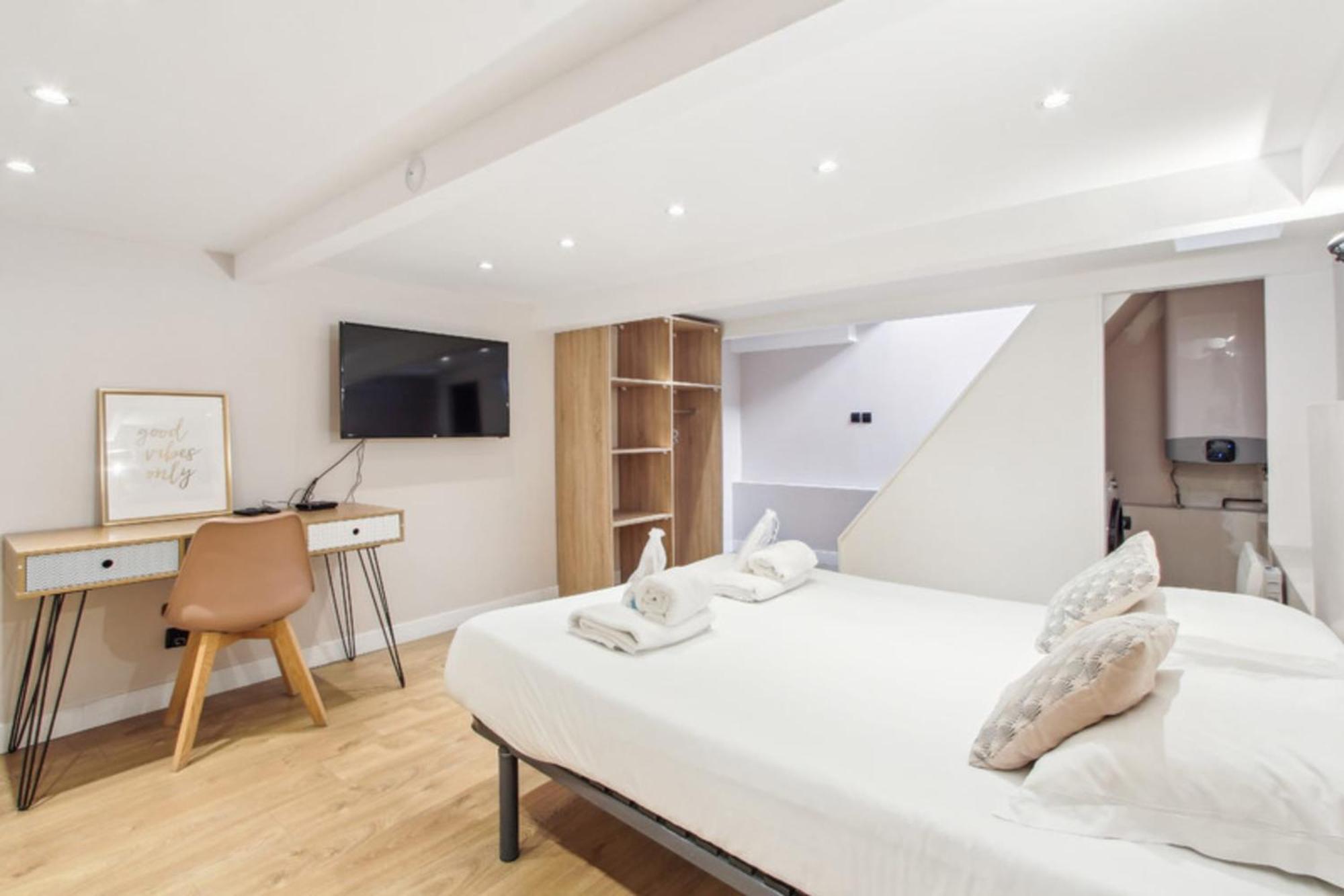 165 Suite Denis - Superb Apartment In Paris Exterior photo